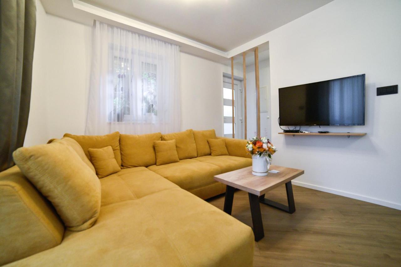Luxury Apartment Knezovic Sinj Kültér fotó