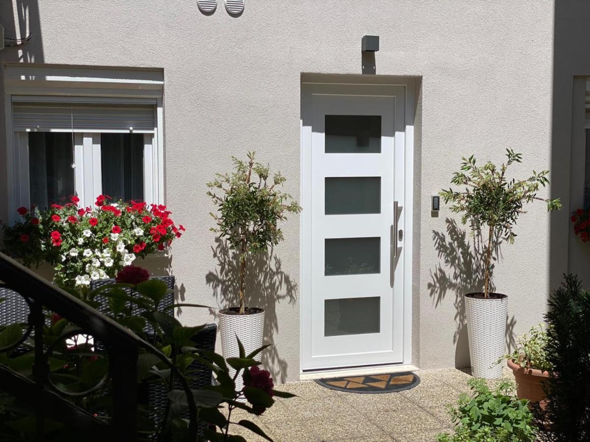 Luxury Apartment Knezovic Sinj Kültér fotó